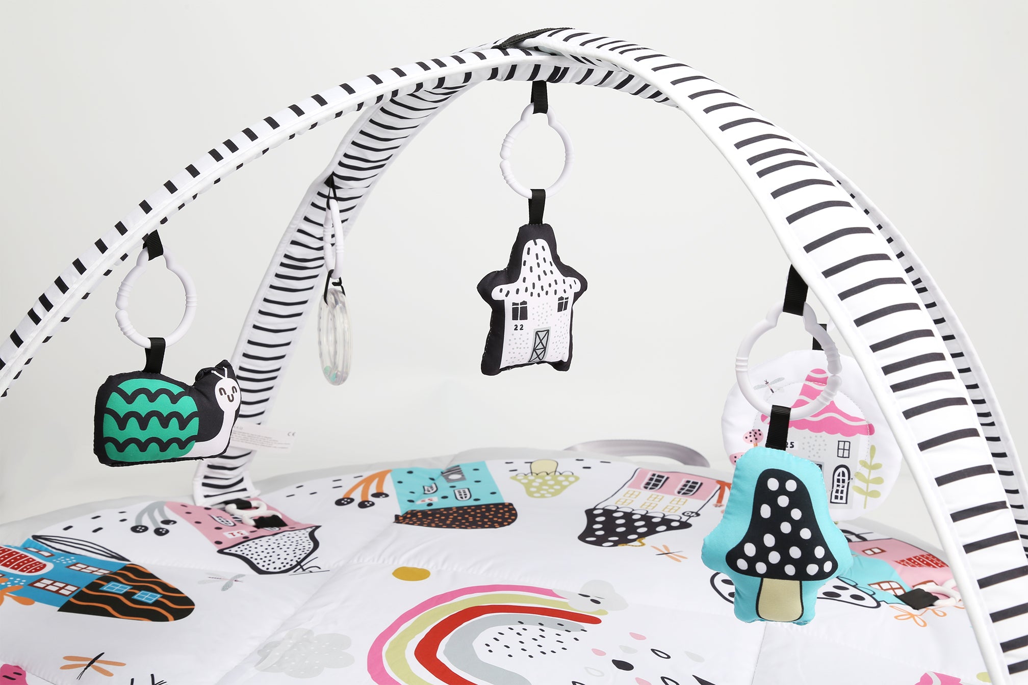 Ladida Little Village Baby Playmat 2 in 1, easily converts into a travel hand bag